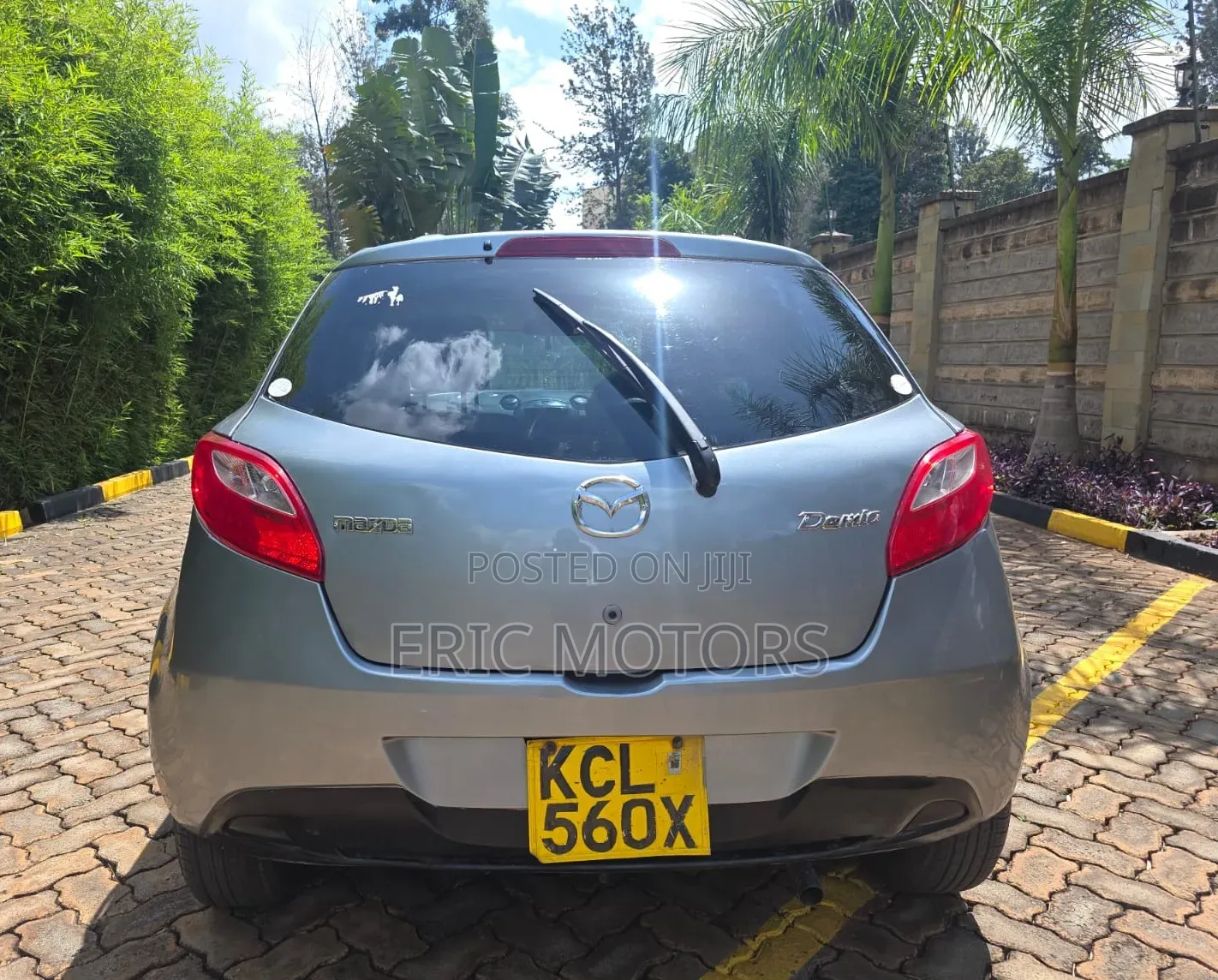 Mazda Demio 2010 Silver
