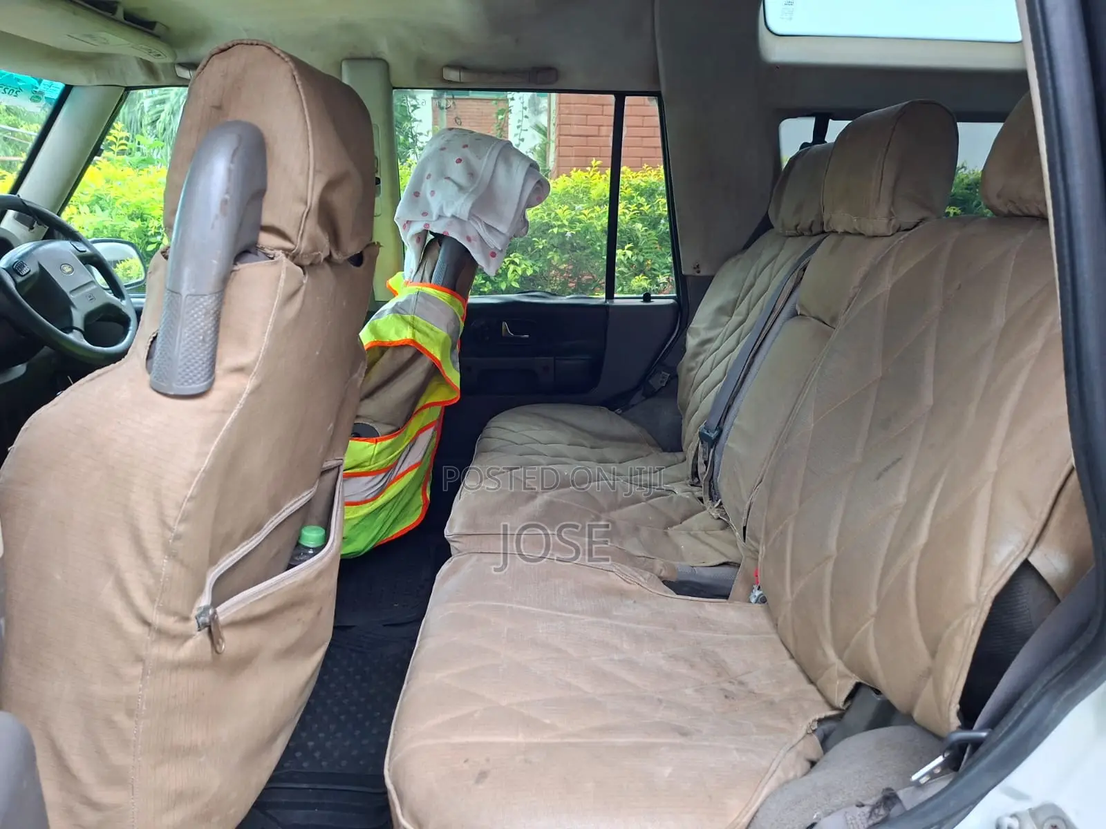 Land Rover Discovery 1997 White
