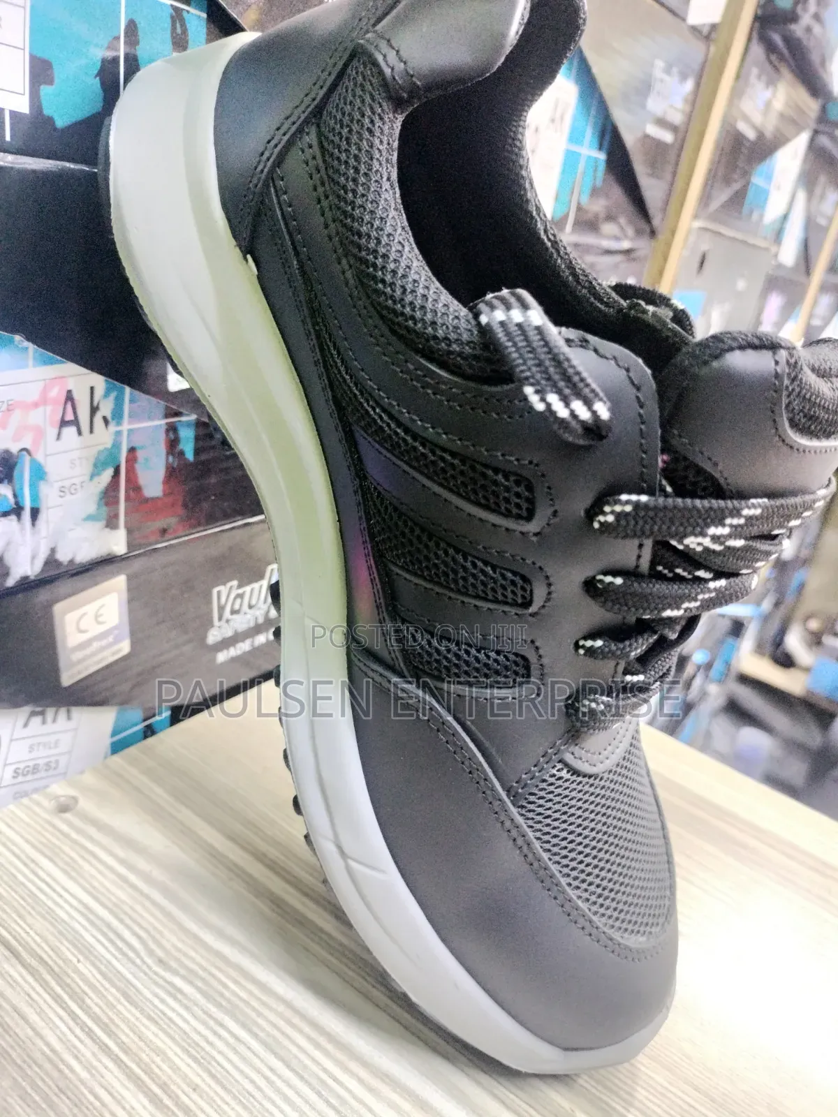 Ace Altra Safety Shoe.38,39,40,41,42