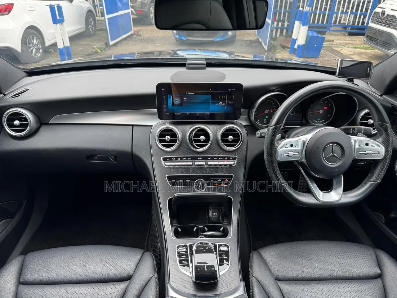 Mercedes-Benz C200 2019 Black