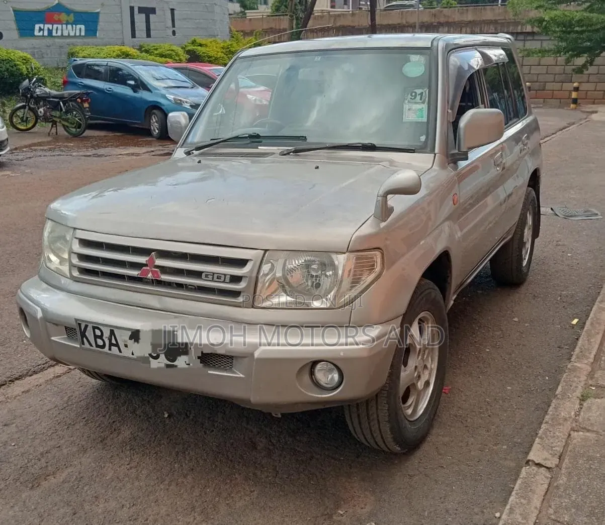 Mitsubishi Pajero 2004 Silver