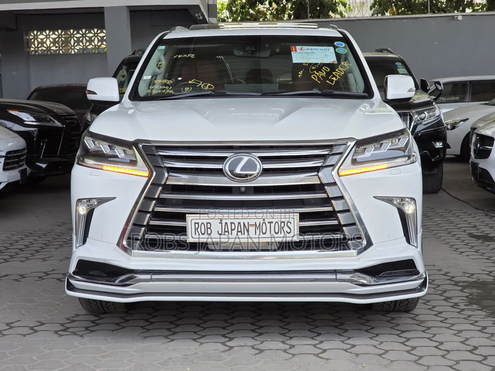 Lexus LX 570 AWD 2019 Silver