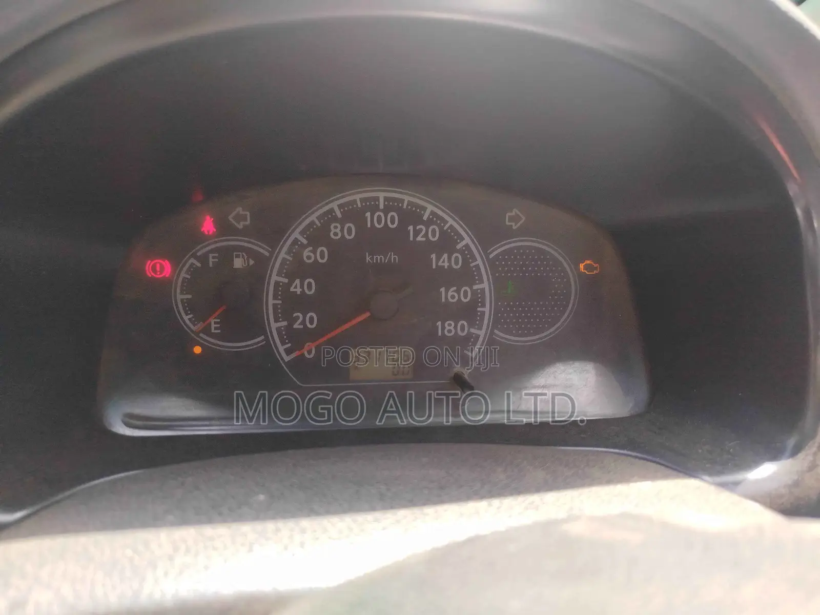 Nissan Advan 2007 Silver