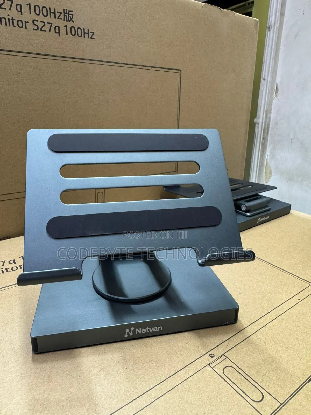 Netvan Laptop, Tablet,Phone 7 in 1 Docking Stand