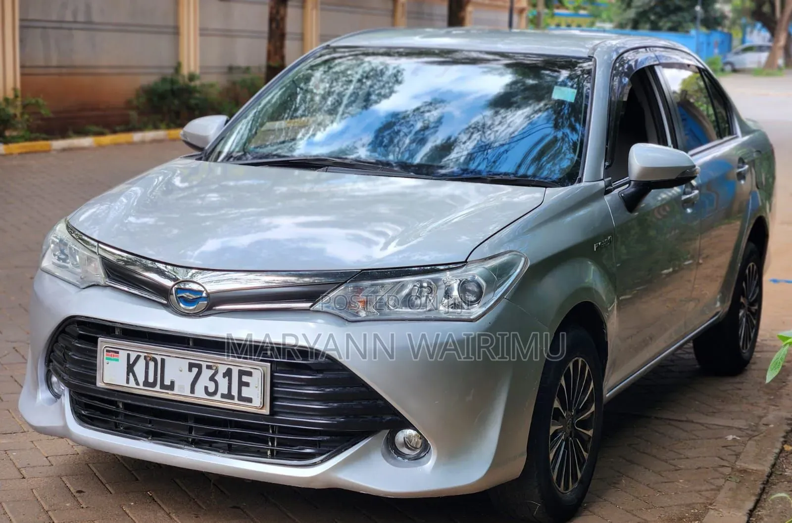 Toyota Axio 1.5 Hybrid 2WD 2016 Silver