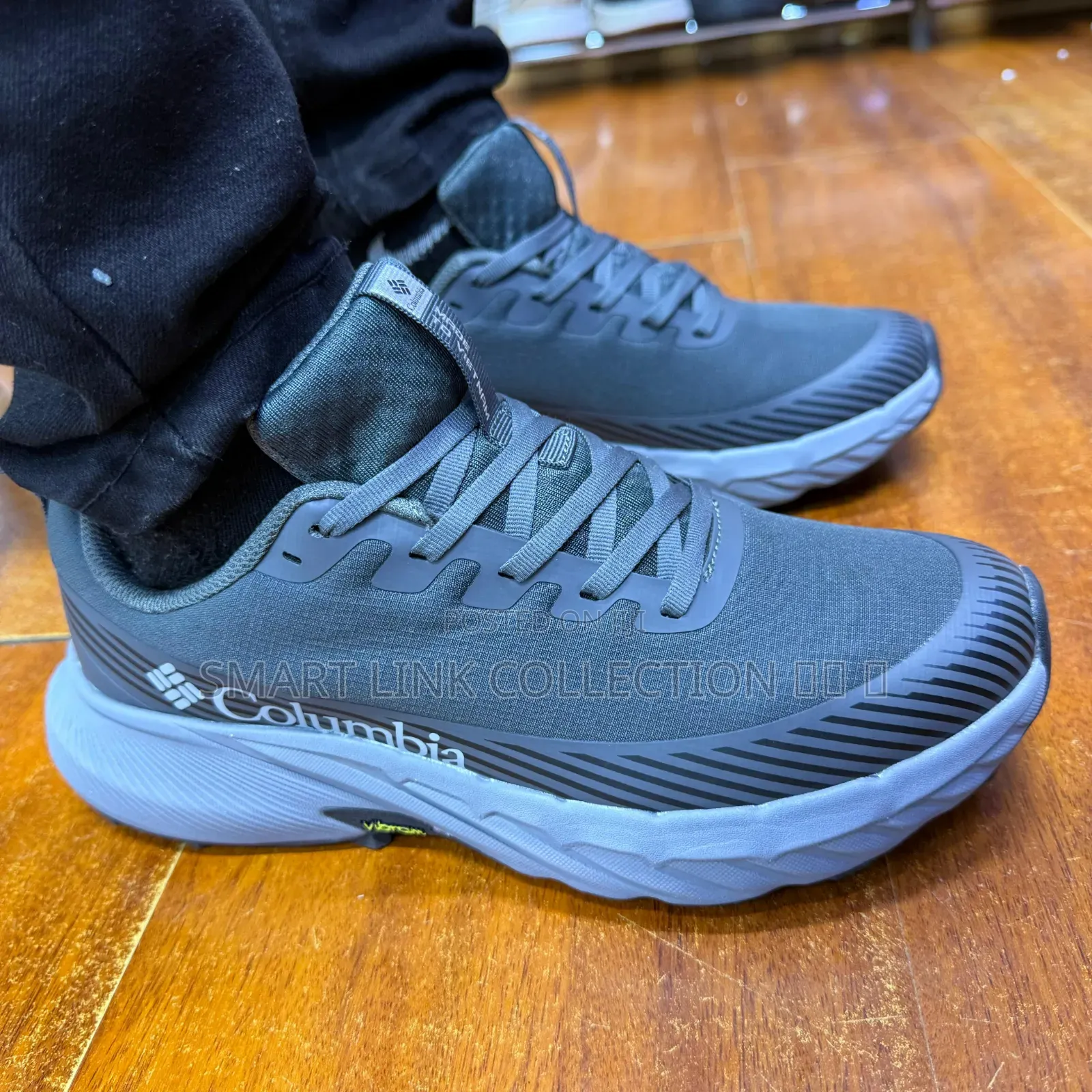 New Men Columbia Sports Shoe.