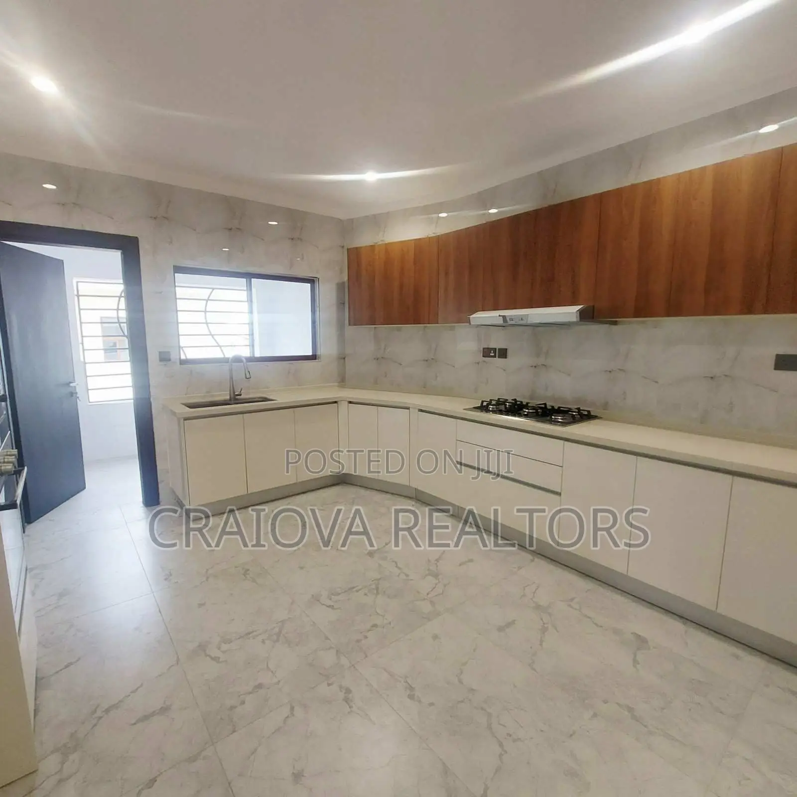 Furnished 3bdrm Apartment in Kileleshwa for rent