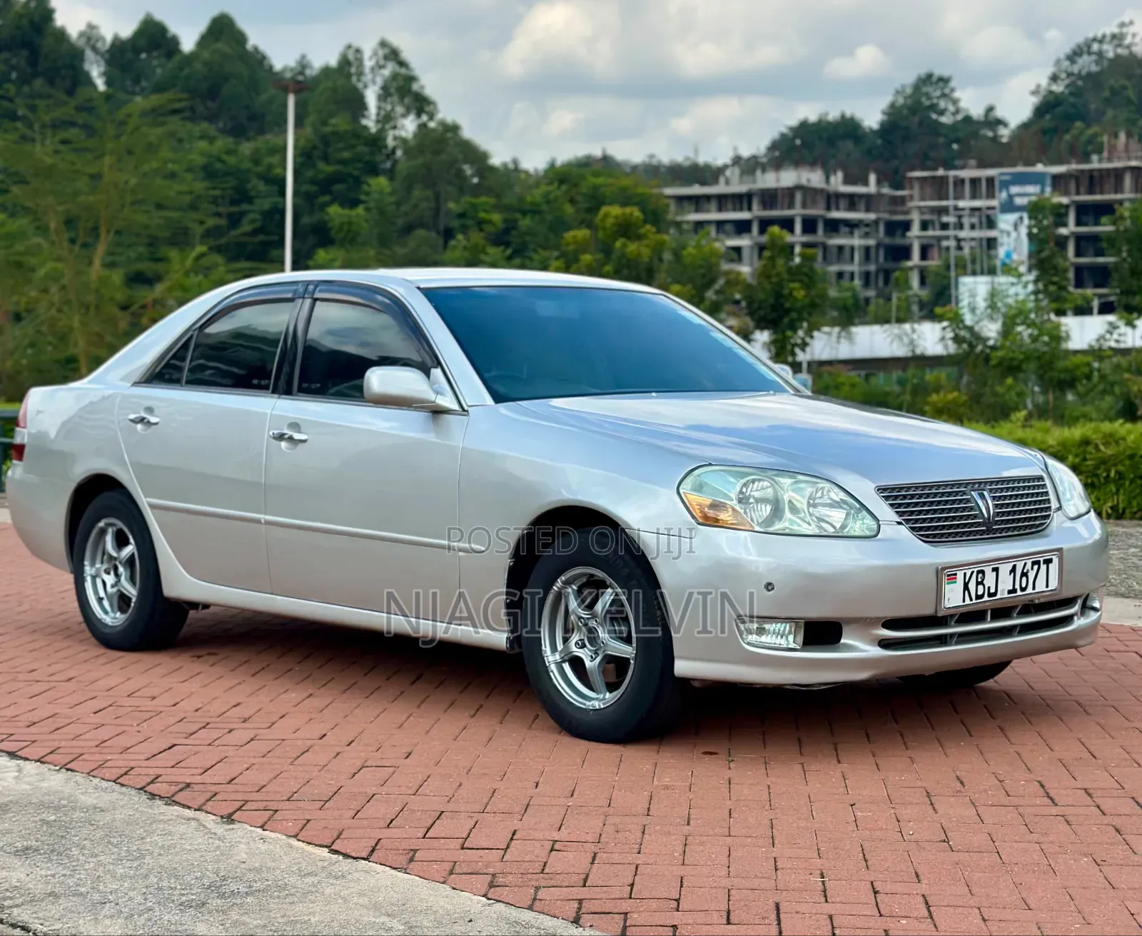 Toyota Mark II 2004 Silver