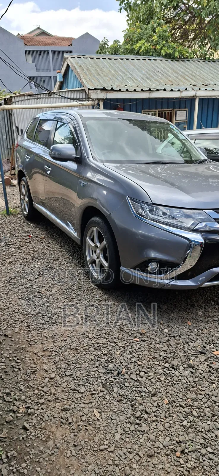 Mitsubishi Outlander 2.0 PHEV AWD 2016 Gray