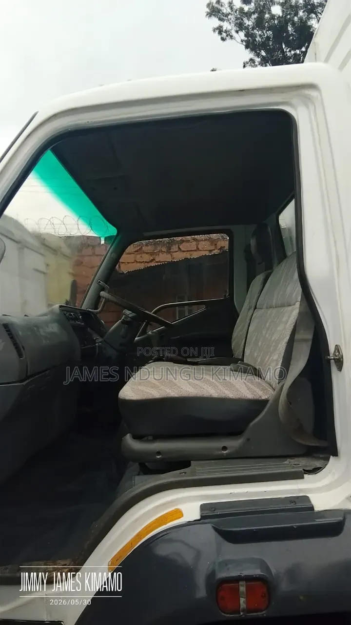 Mitsubishi Truck Fh 215 Model On Sale