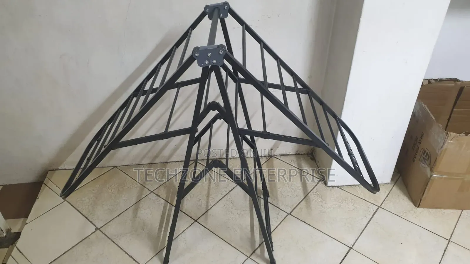Quality Foldable Heavy Clothes Drying Rack With Wheels 