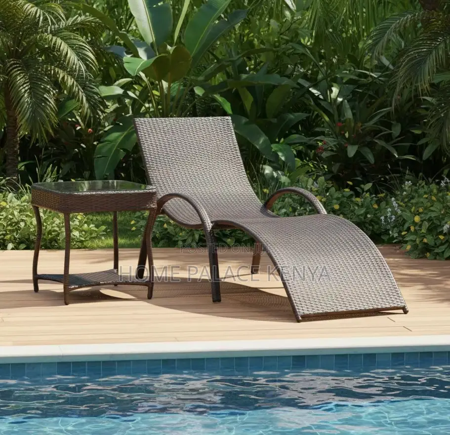 Poolside Bed: Waterproof Rattan Poolside Chaise Lounge Chair