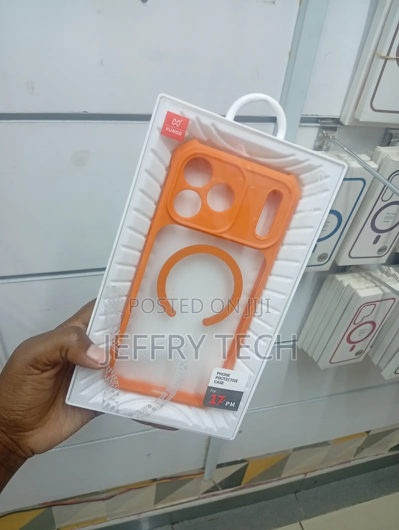 iPhone 17 Pro Max High Transparency Luxury Cover