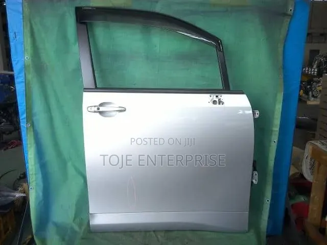 Toyota Noah 2010 Model Doors Available at 