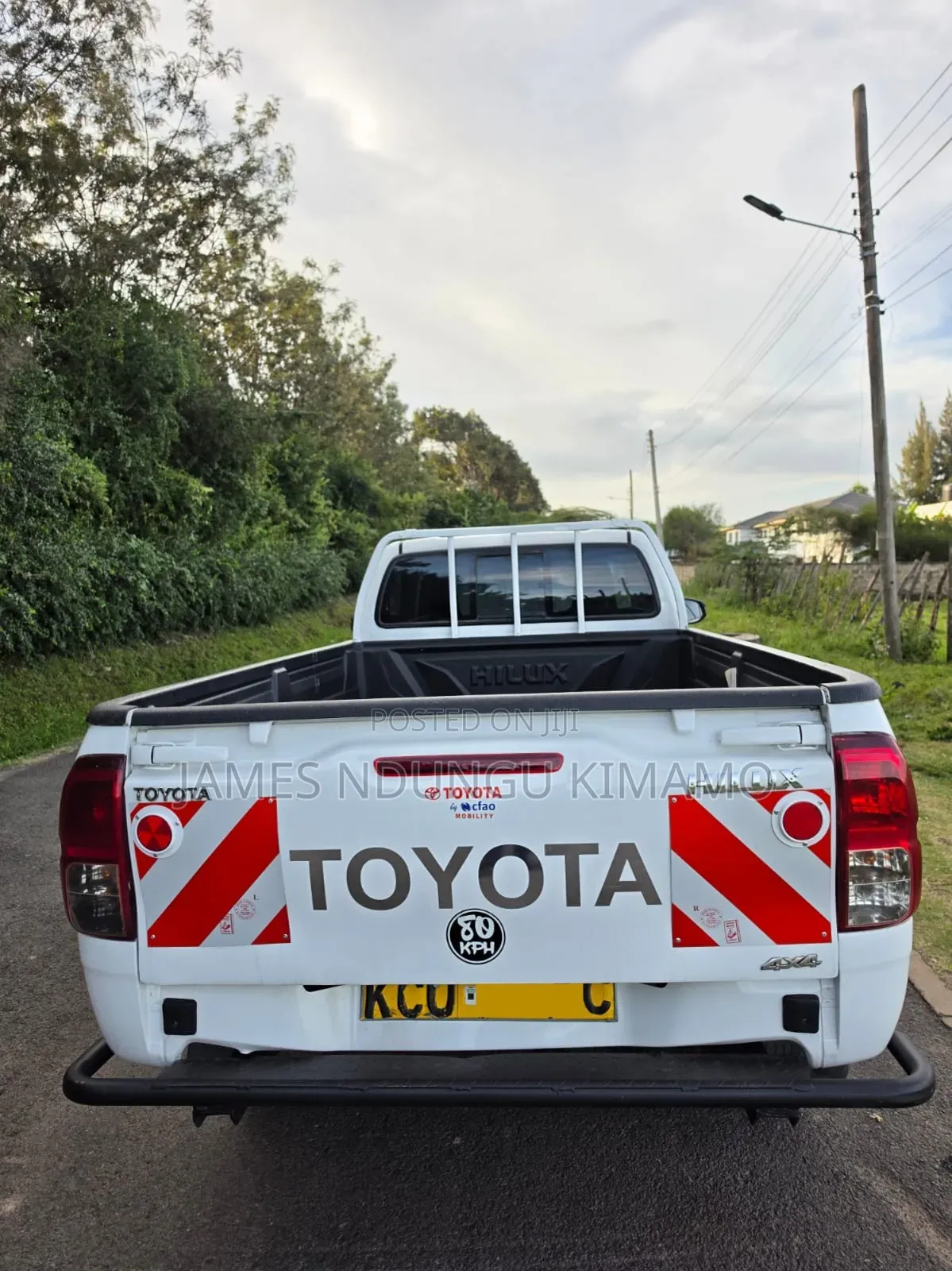 Toyota Hilux 2019 White