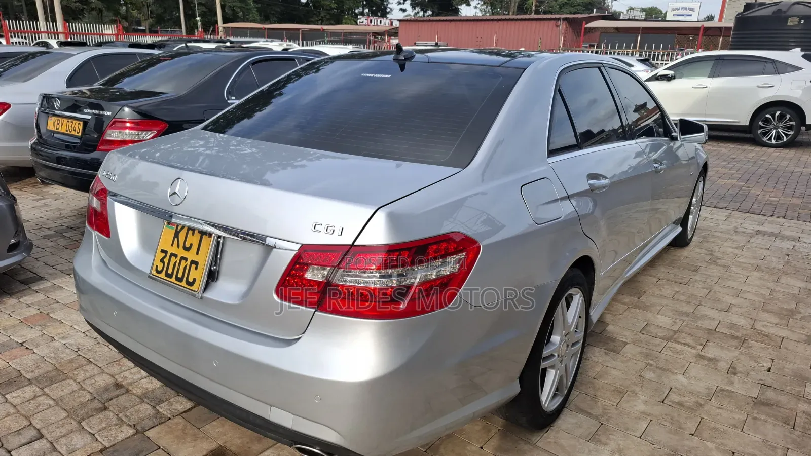 Mercedes-Benz E250 2012 Silver