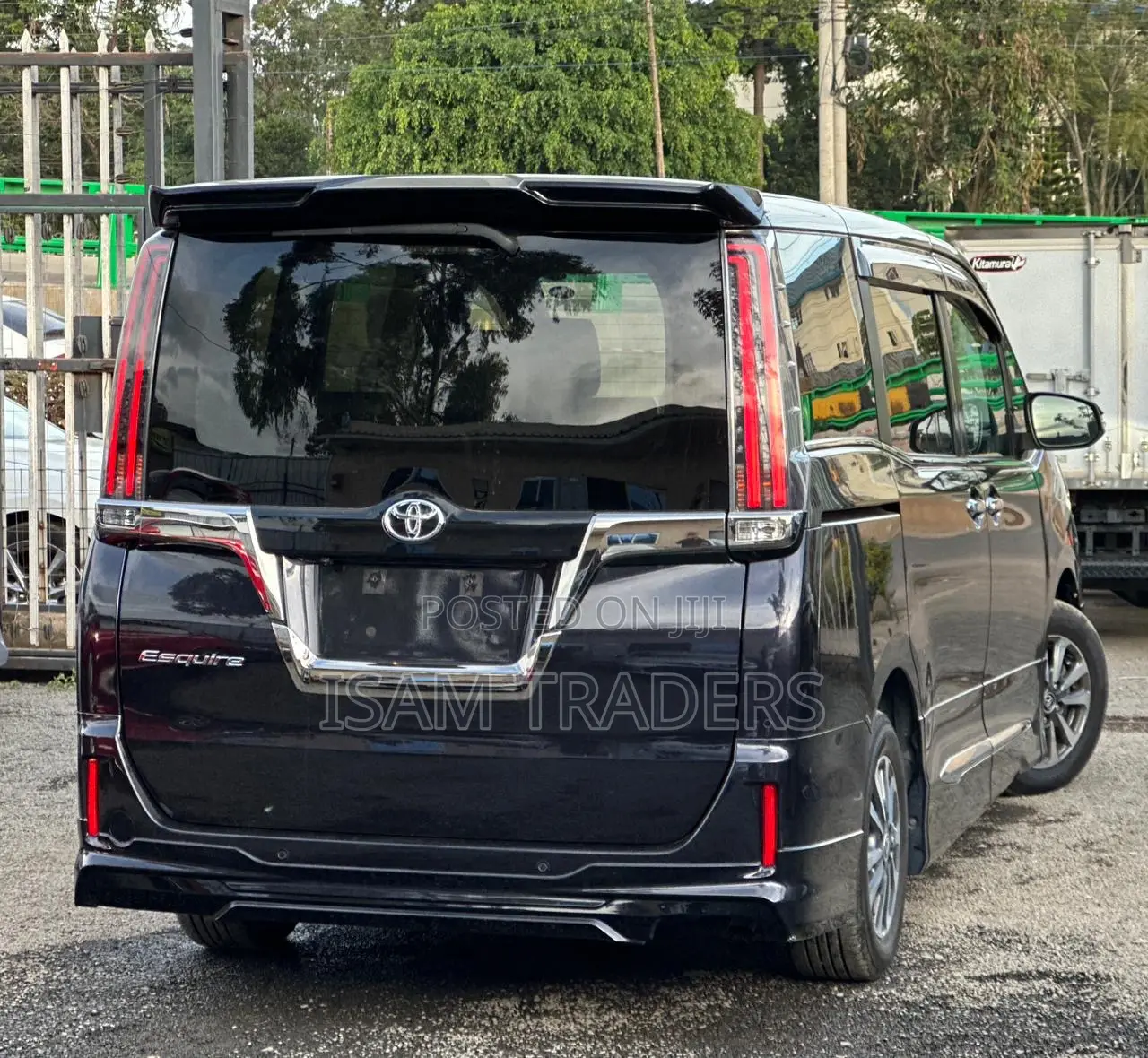 Toyota Esquire 2.0 FWD (7 seater) 2020 Black