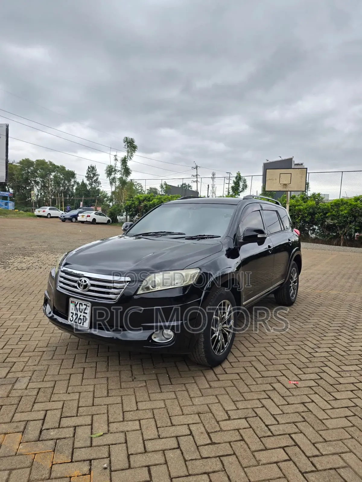 Toyota Vanguard 2013