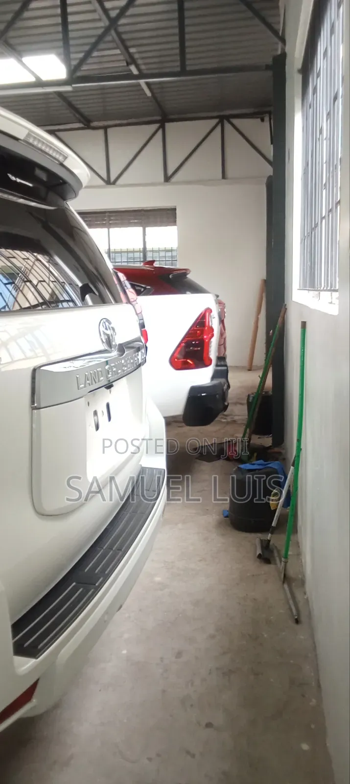 Toyota Land Cruiser Prado 2021 White