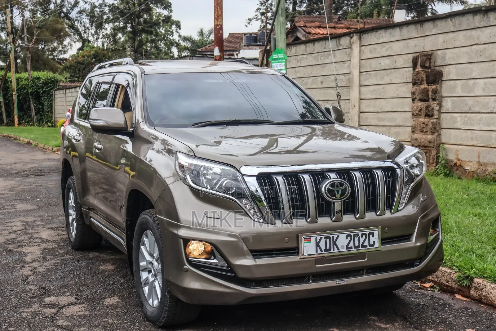 Toyota Land Cruiser Prado 2.8 D-4D 2015 Beige