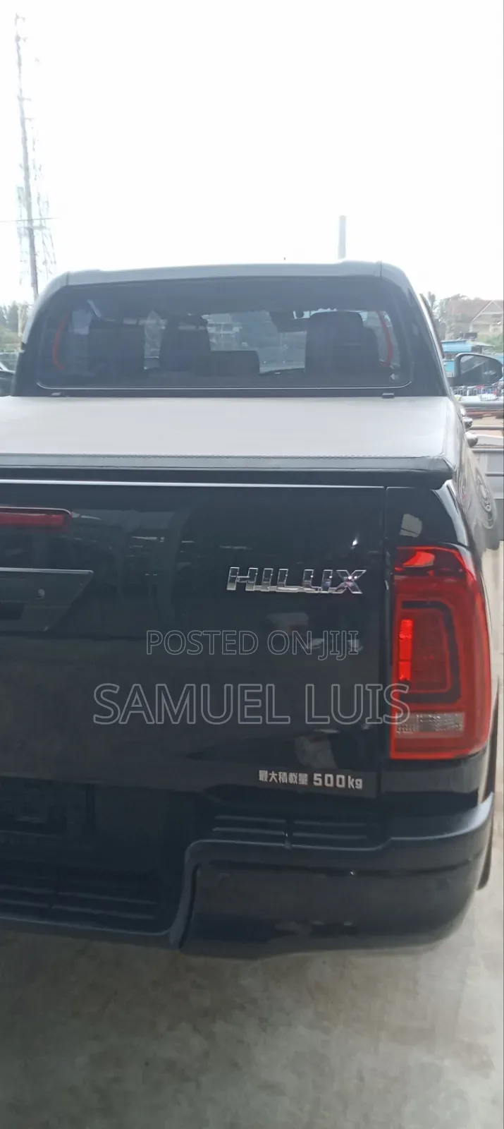 Toyota Hilux 2021 Black