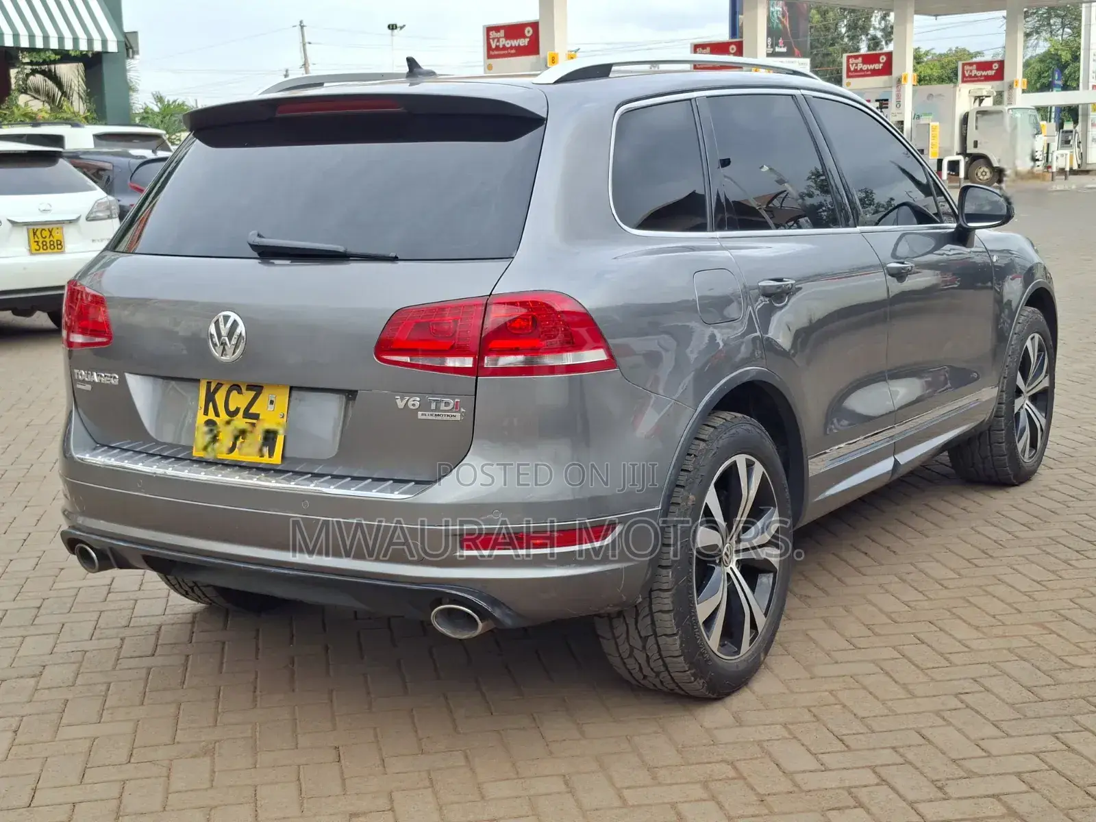 Volkswagen Touareg TDI Executive 4dr SUV AWD (3.0L 6cyl Turbodiesel 8A)