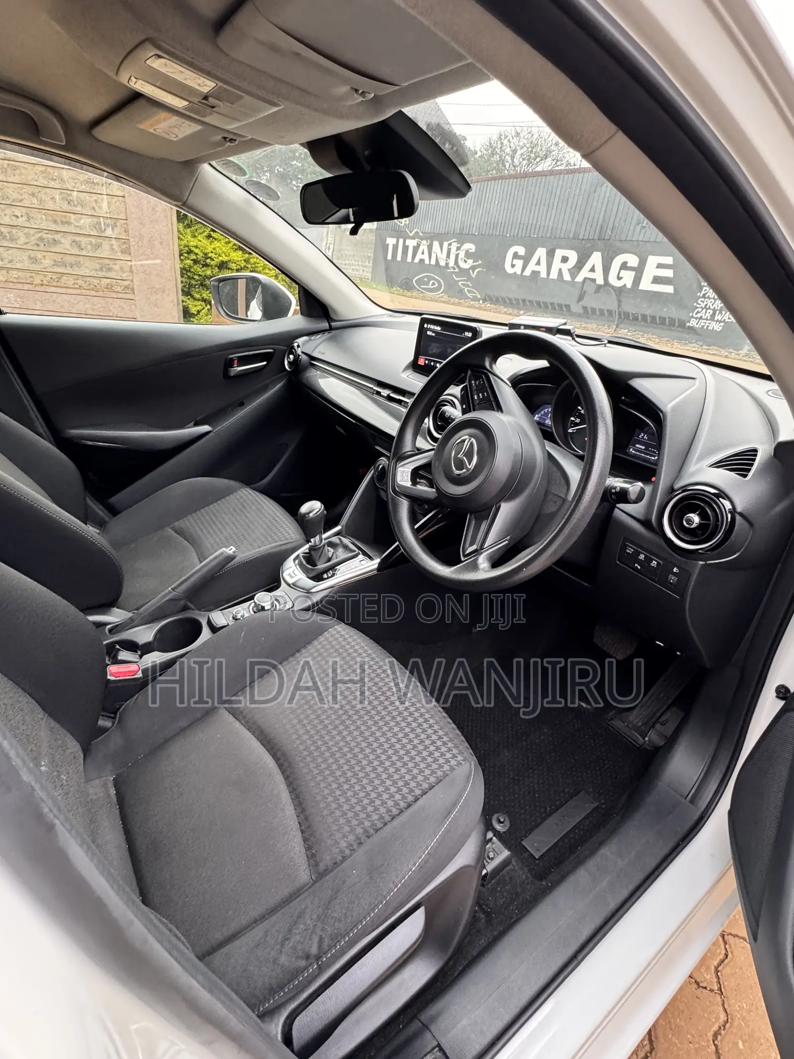 Mazda Demio 2019 Pearl
