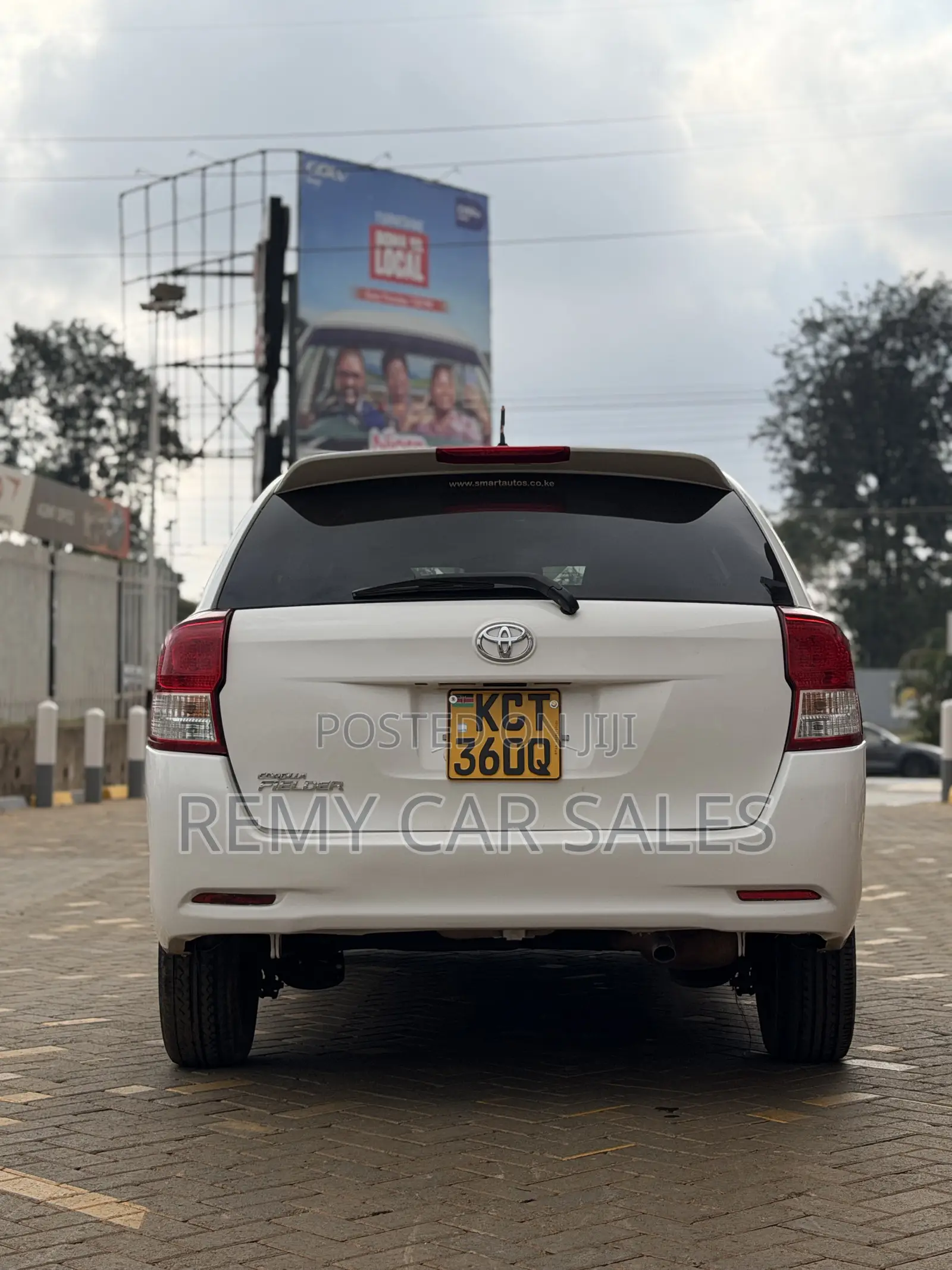 Toyota Corolla Fielder 2013 White