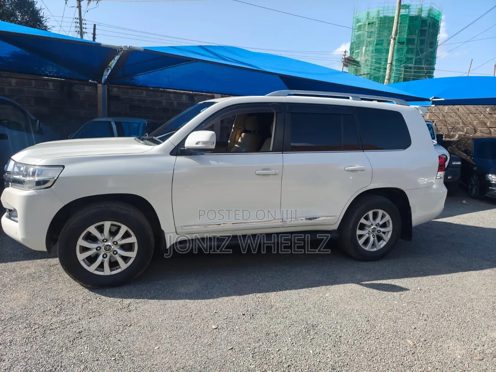 Toyota Land Cruiser 2017 White