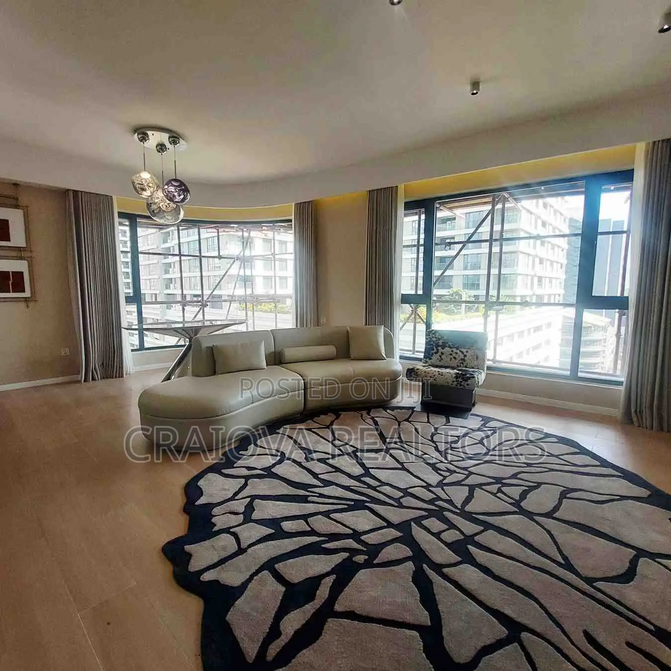 2bdrm Apartment in Grosvenor Residences, Raphta Road Area for sale