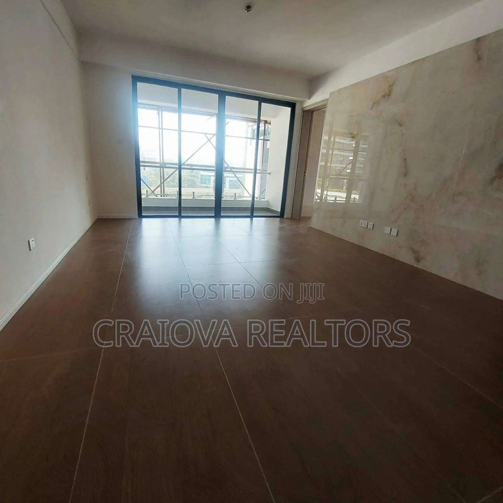 2bdrm Apartment in Grosvenor Residences, Raphta Road Area for sale