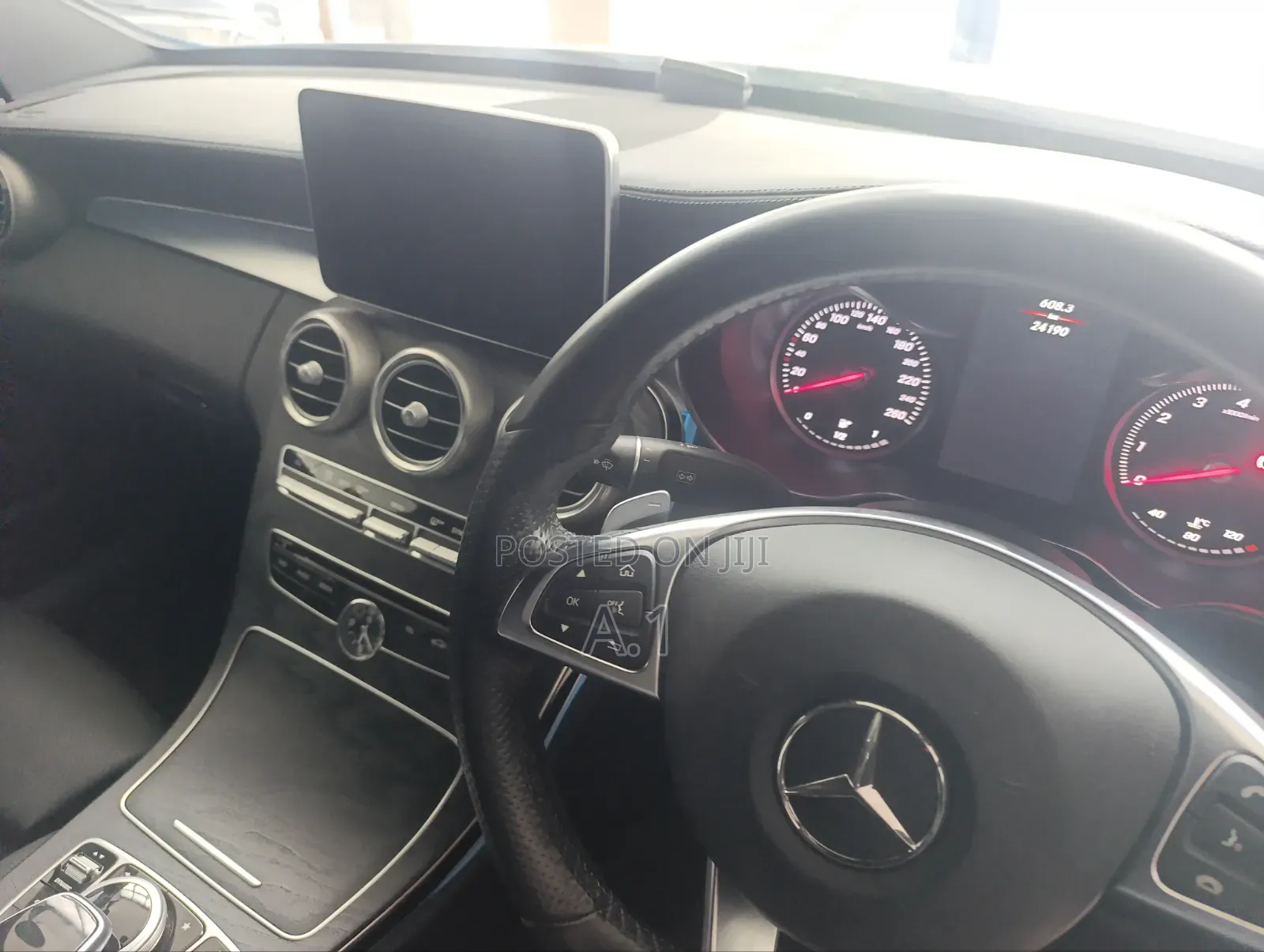 Mercedes-Benz C200 2019 White
