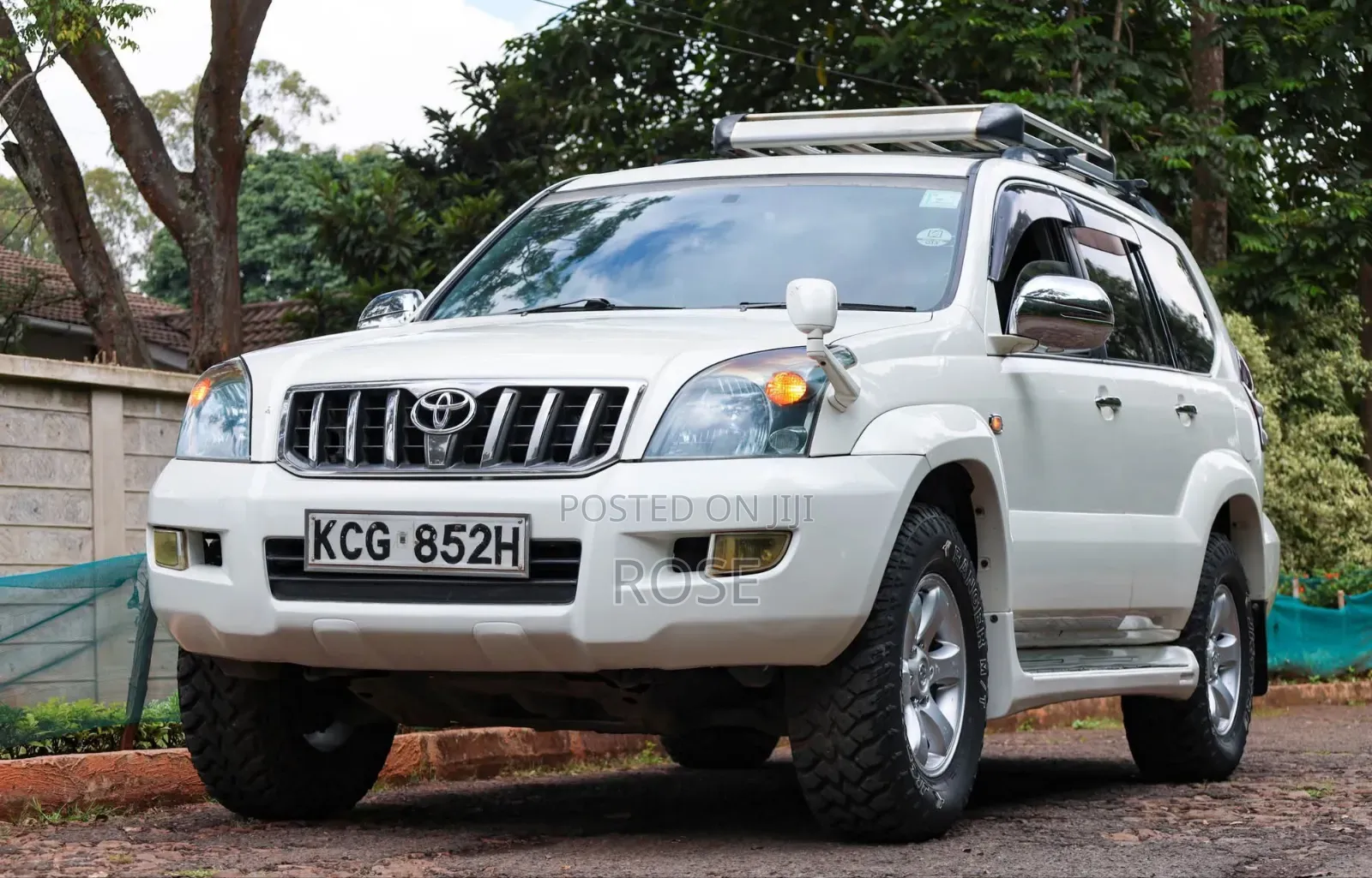 Toyota Land Cruiser Prado 2009 White