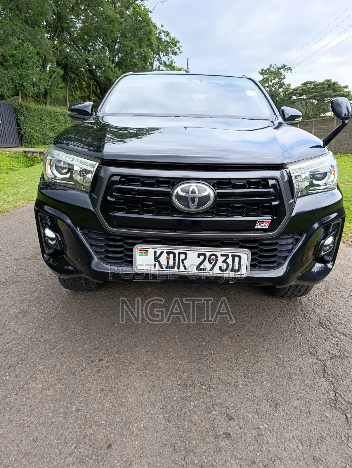 Toyota Hilux Revo Double Cab Deisel 2.4 AWD 2019 Black