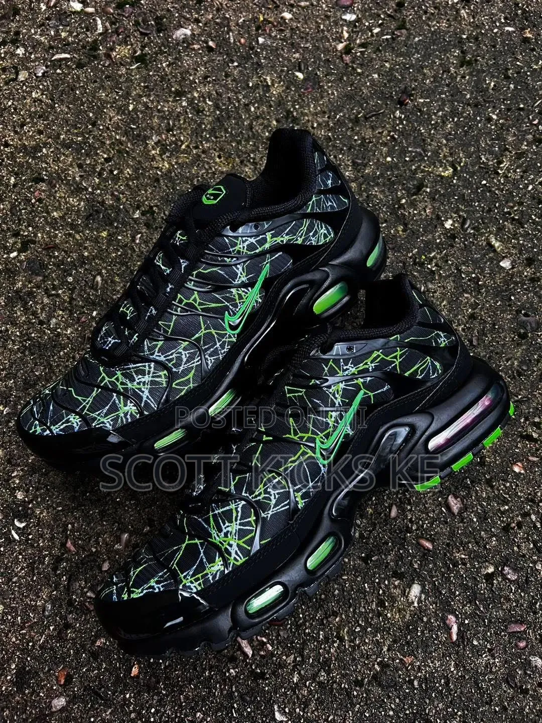 Nike Airmax Tn “ Shattered Glass ”
Quality Leather