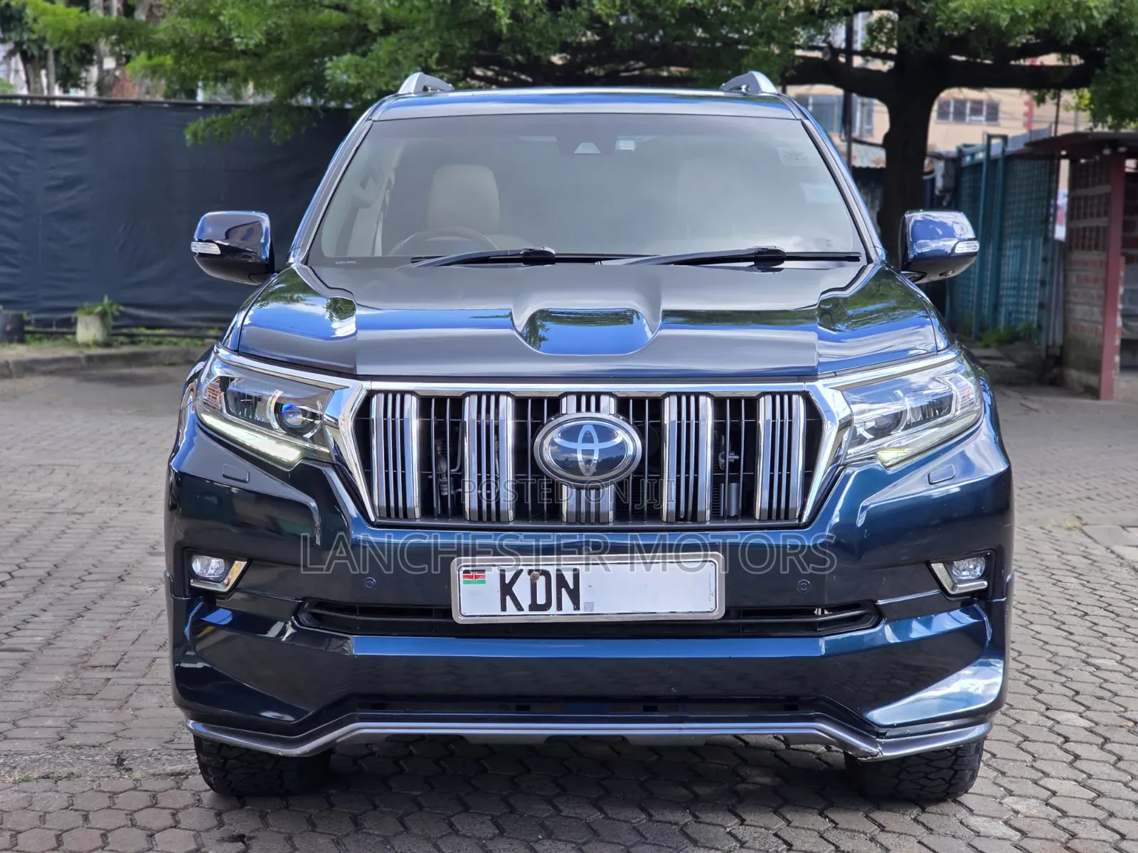 Toyota Land Cruiser Prado 2.8 2017 Blue