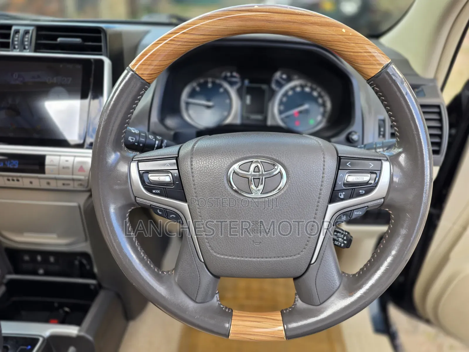 Toyota Land Cruiser Prado 2.8 2017 Blue