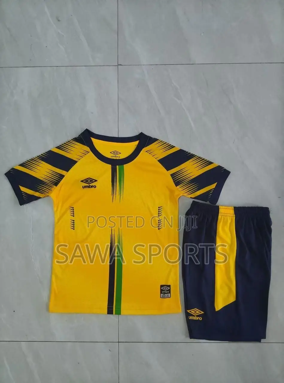 Umbro Kids Football Jersey With Shorts Set | Training Match Wear