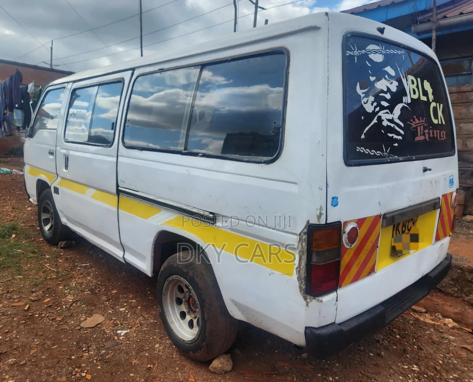 Nissan Caravan (Urvan) 2009 White