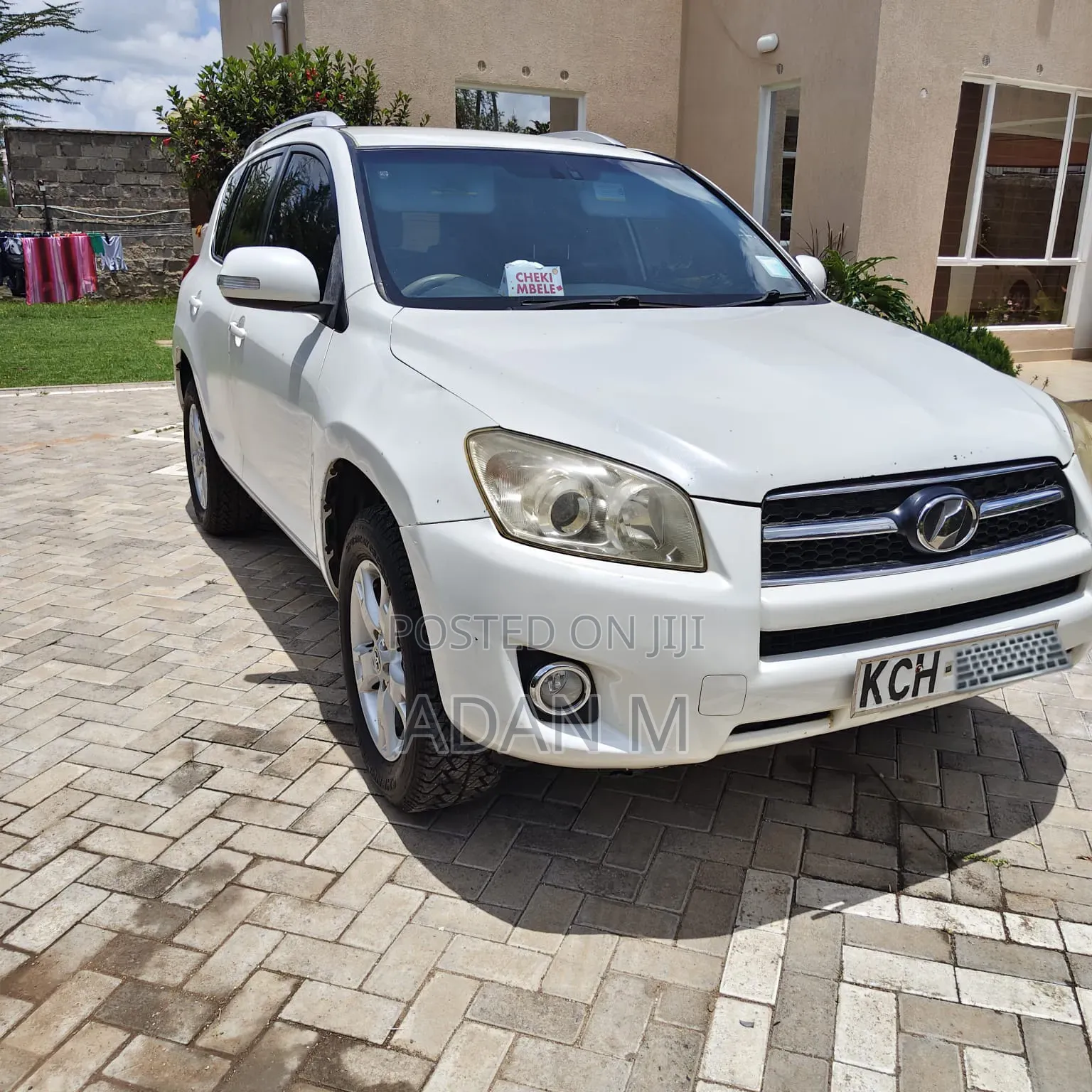Toyota RAV4 2010 White