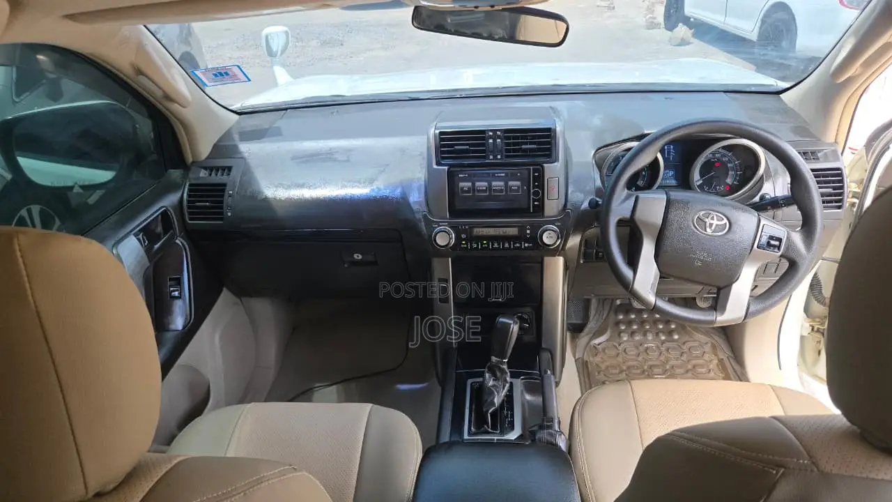 Toyota Land Cruiser Prado 2013 White
