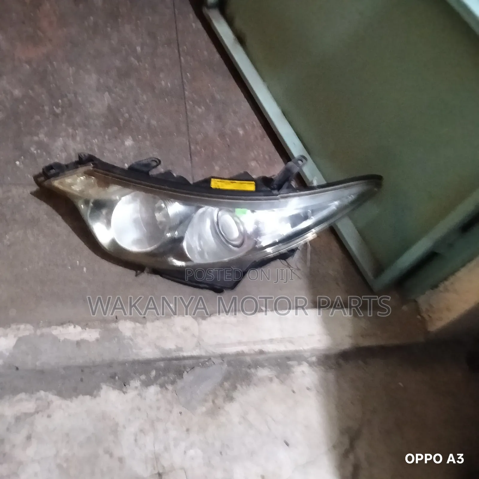 Toyota Estima Model 2008/2009 Xenon Headlamp, Ex Japan Motor Parts