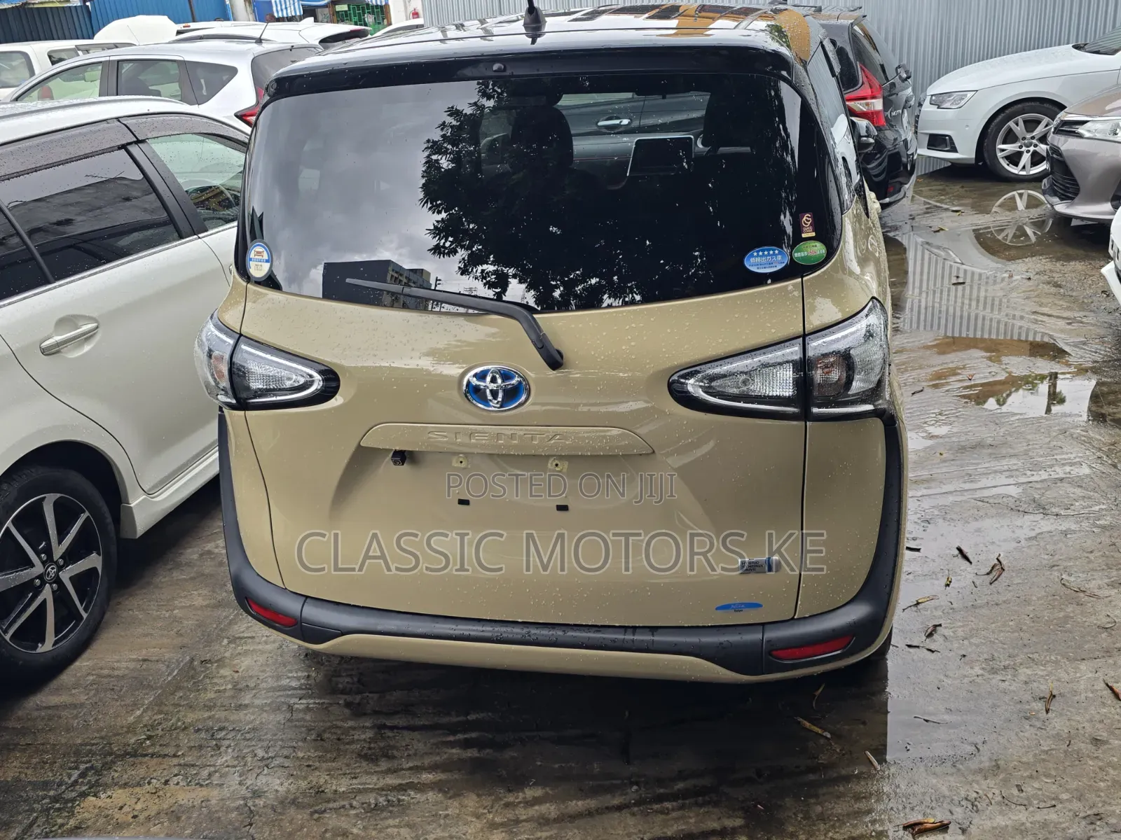 Toyota Sienta 1.5 FWD (6-seater) 2019 Beige