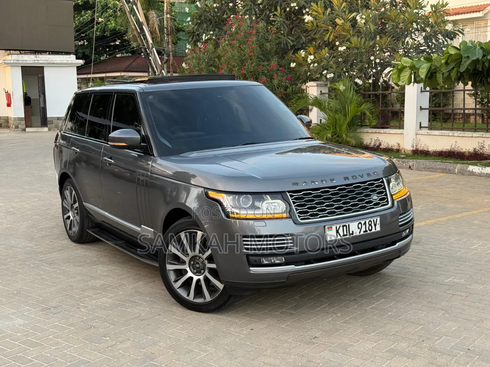 Land Rover Range Rover Vogue 2017 Gray