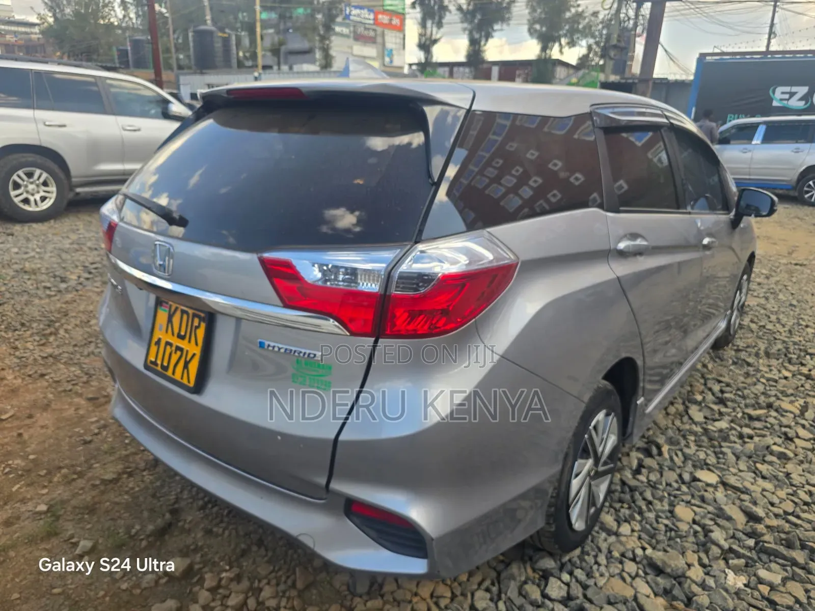 Honda Shuttle 1.5 Hybrid 2WD 2017 Silver