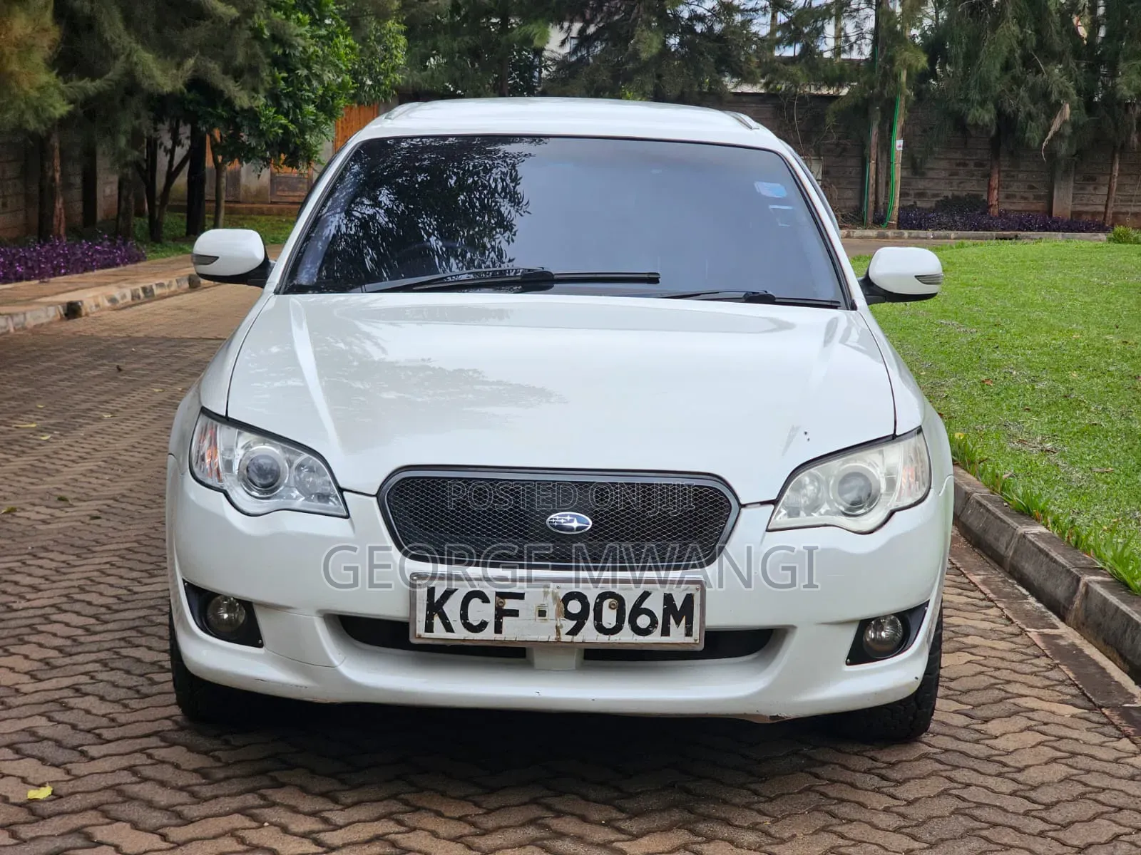 Subaru Legacy 2008 White