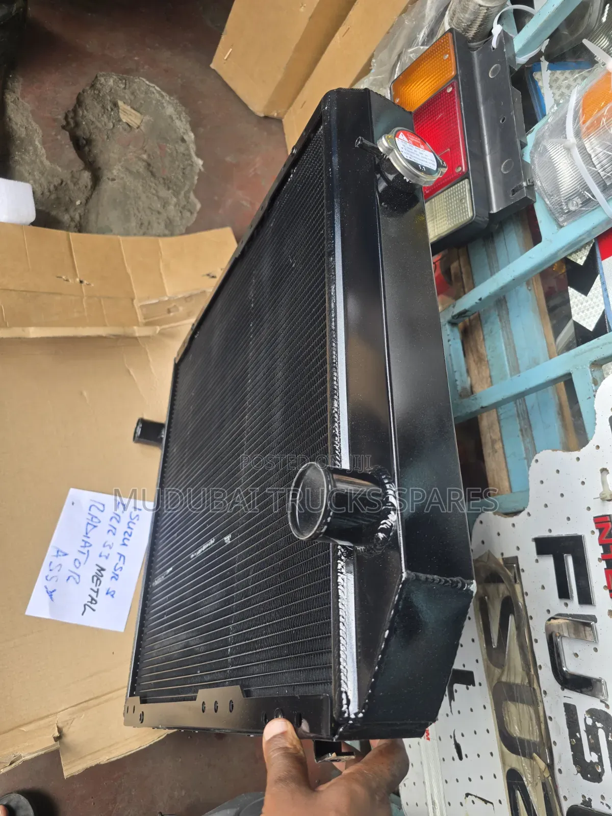 Isuzu FSR and Frr33 Metal Tank Radiator