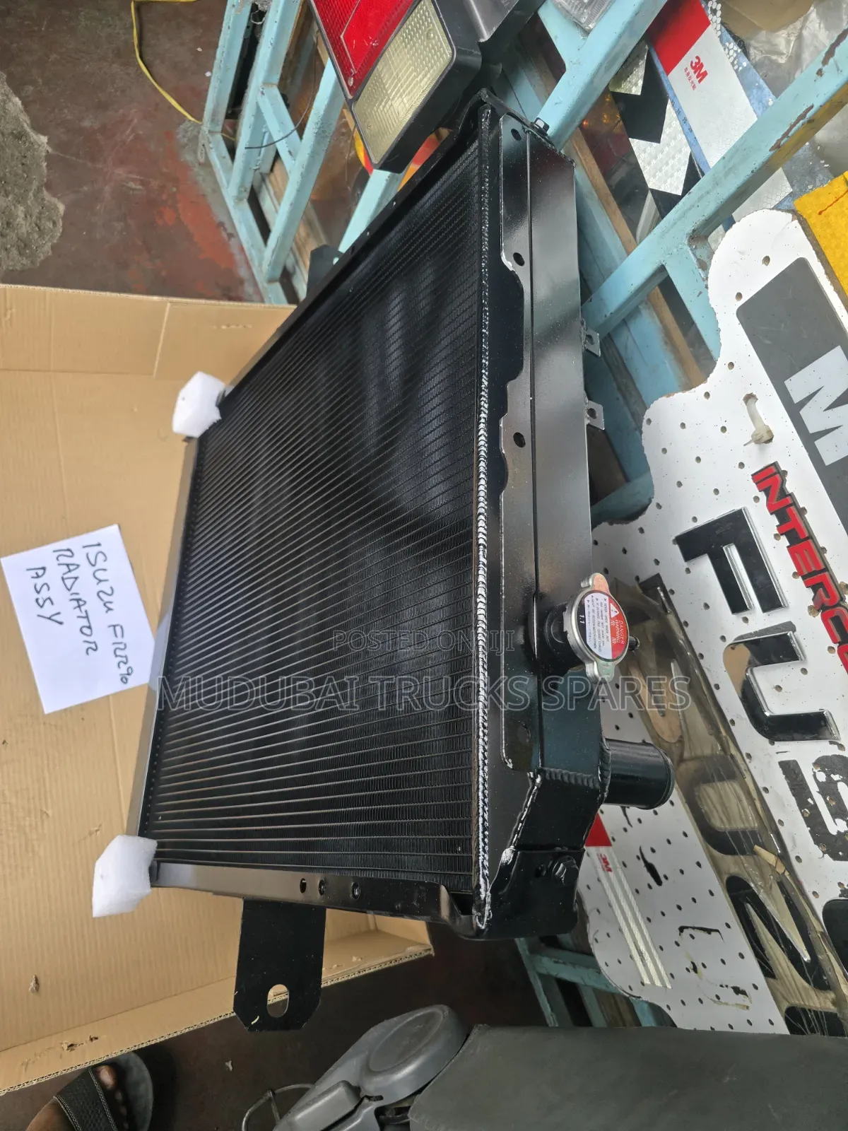 Isuzu Frr90 and Ftr90 Metal Tank Radiator