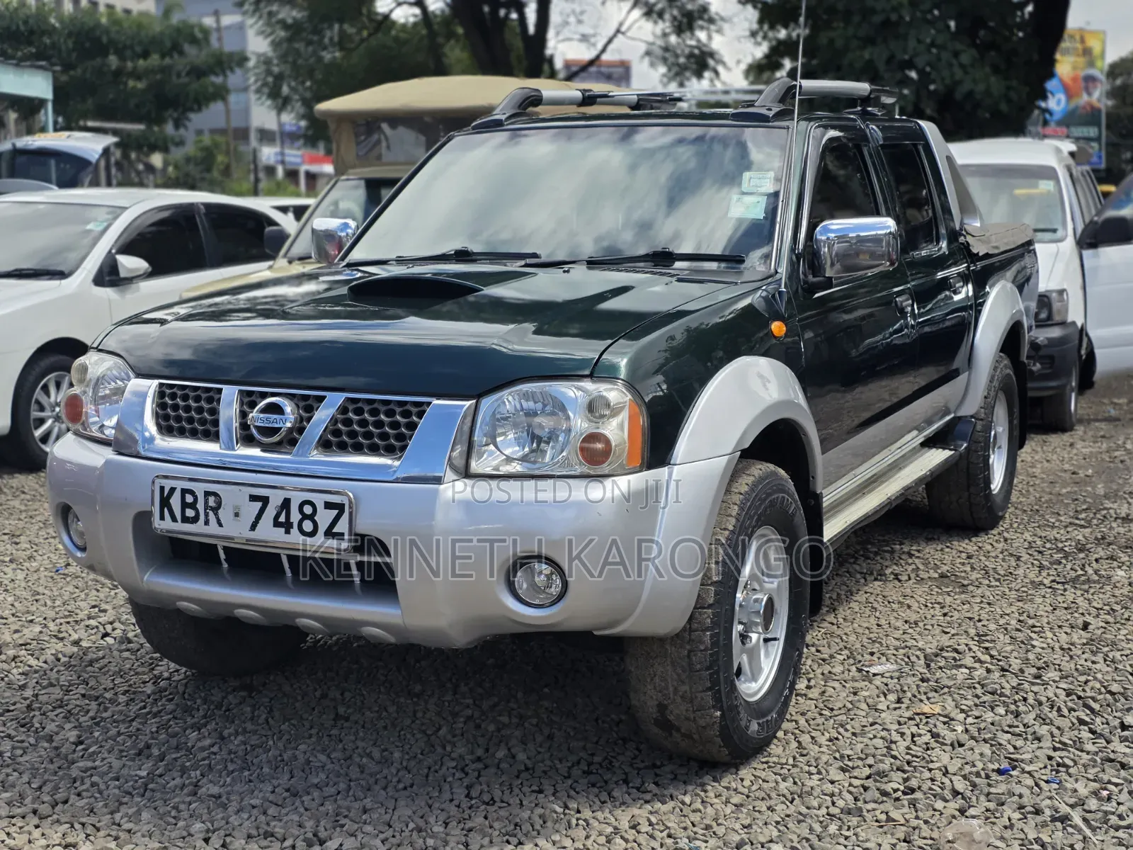 Nissan Hardbody 2005 Green