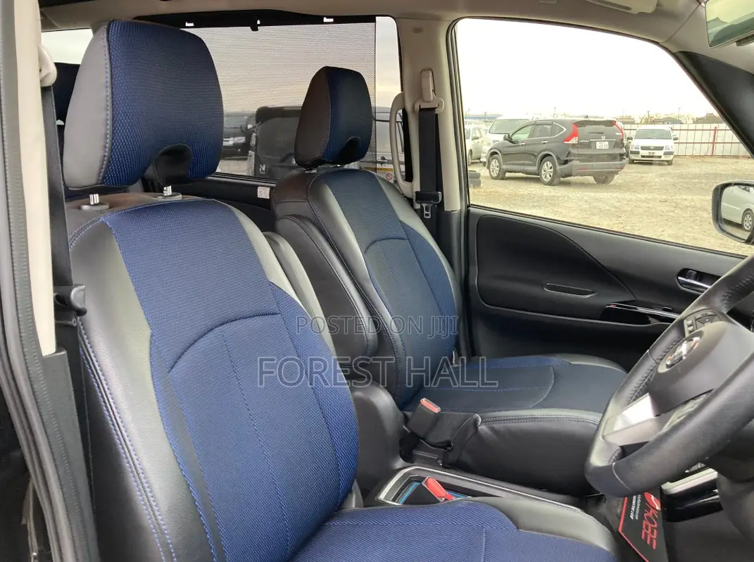 Nissan Serena 2019 Black